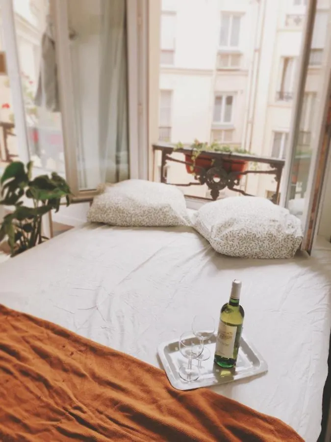 Green Cozy Studio Au Coeur De Paris Apartment
